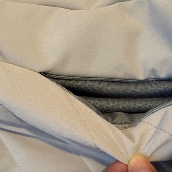 New Balance Light Gray Hooded Jacket - Picture 6 of 8